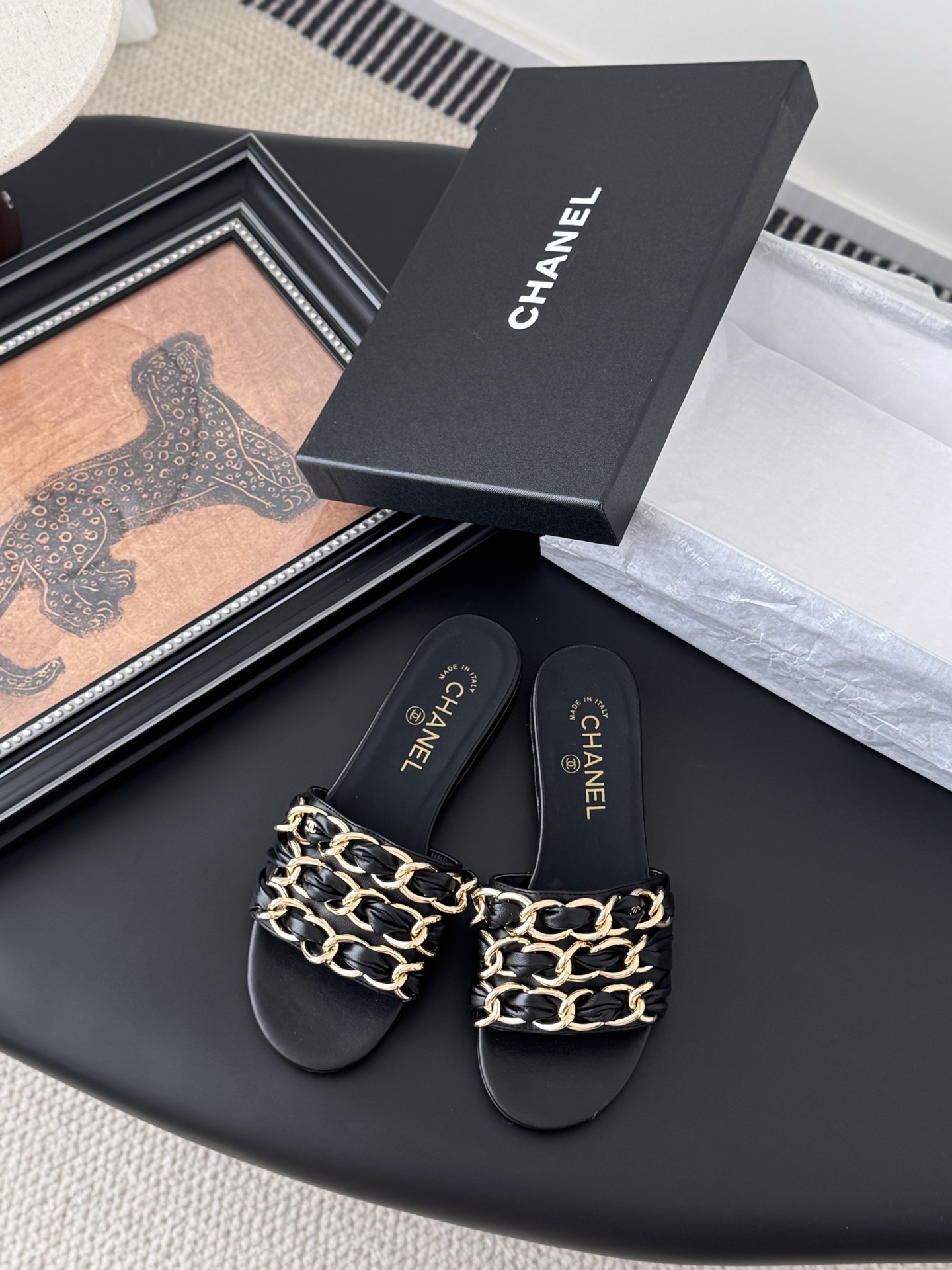 TOP CHANEL Slippers - Black