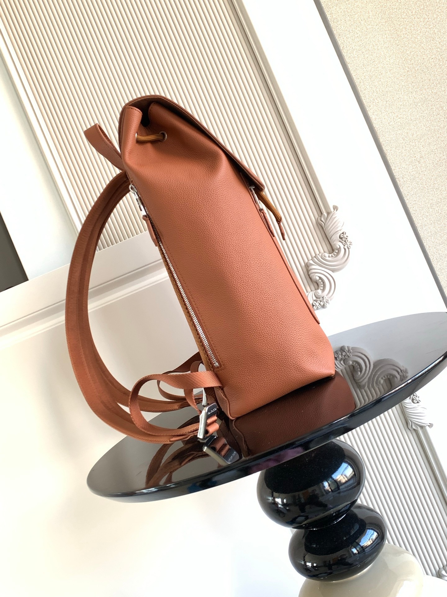 TOP Louis Vuitton LV Fastline Backpack 38x43x15cm - Brown