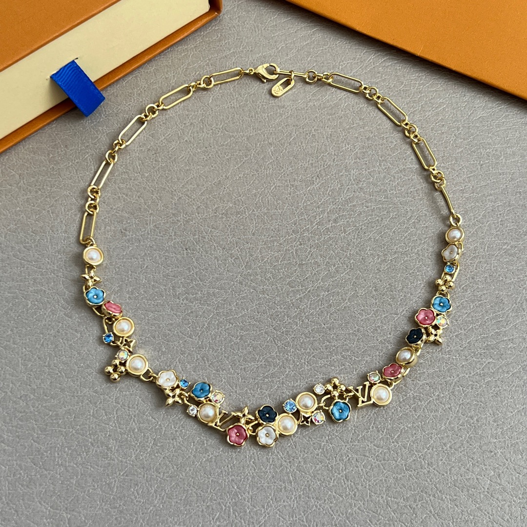 TOP Louis Vuitton LV Necklace - Gold