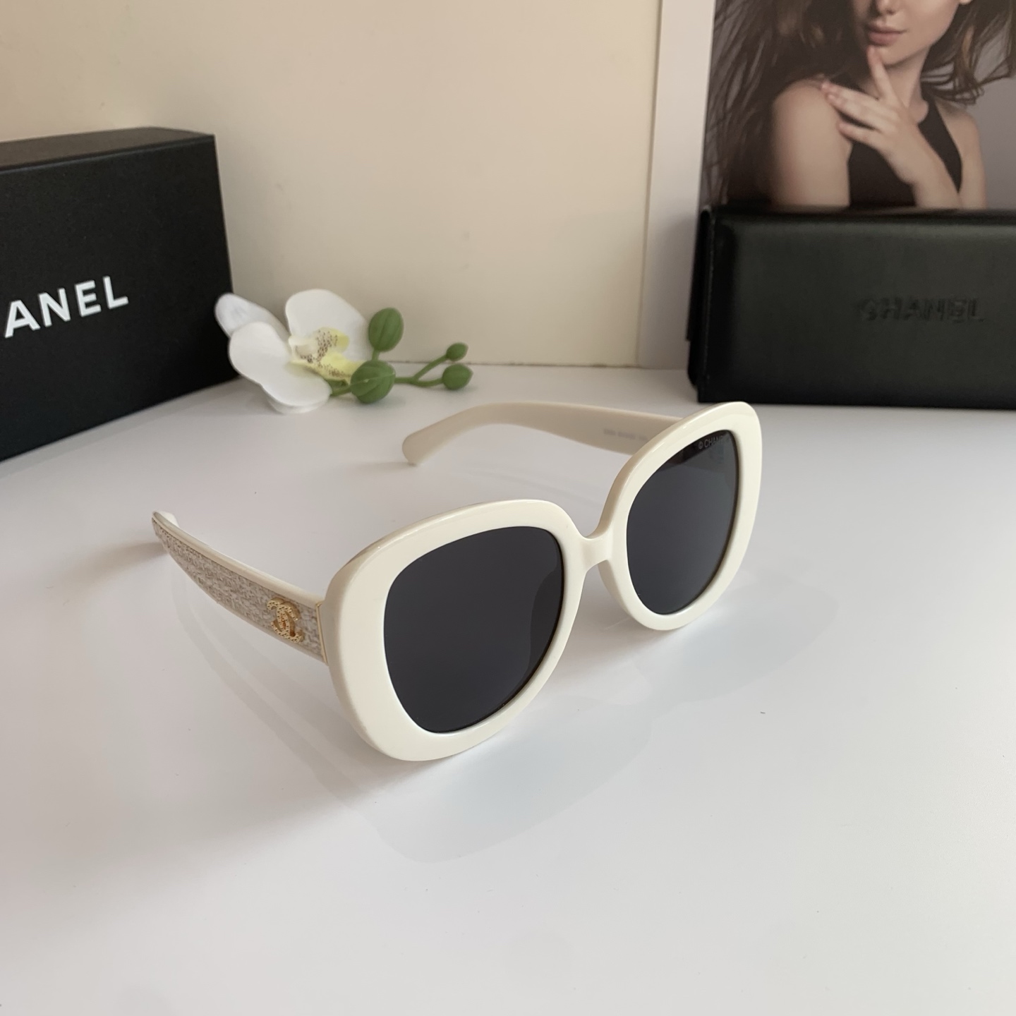 TOP CHANEL Sunglasses - 3 Colors