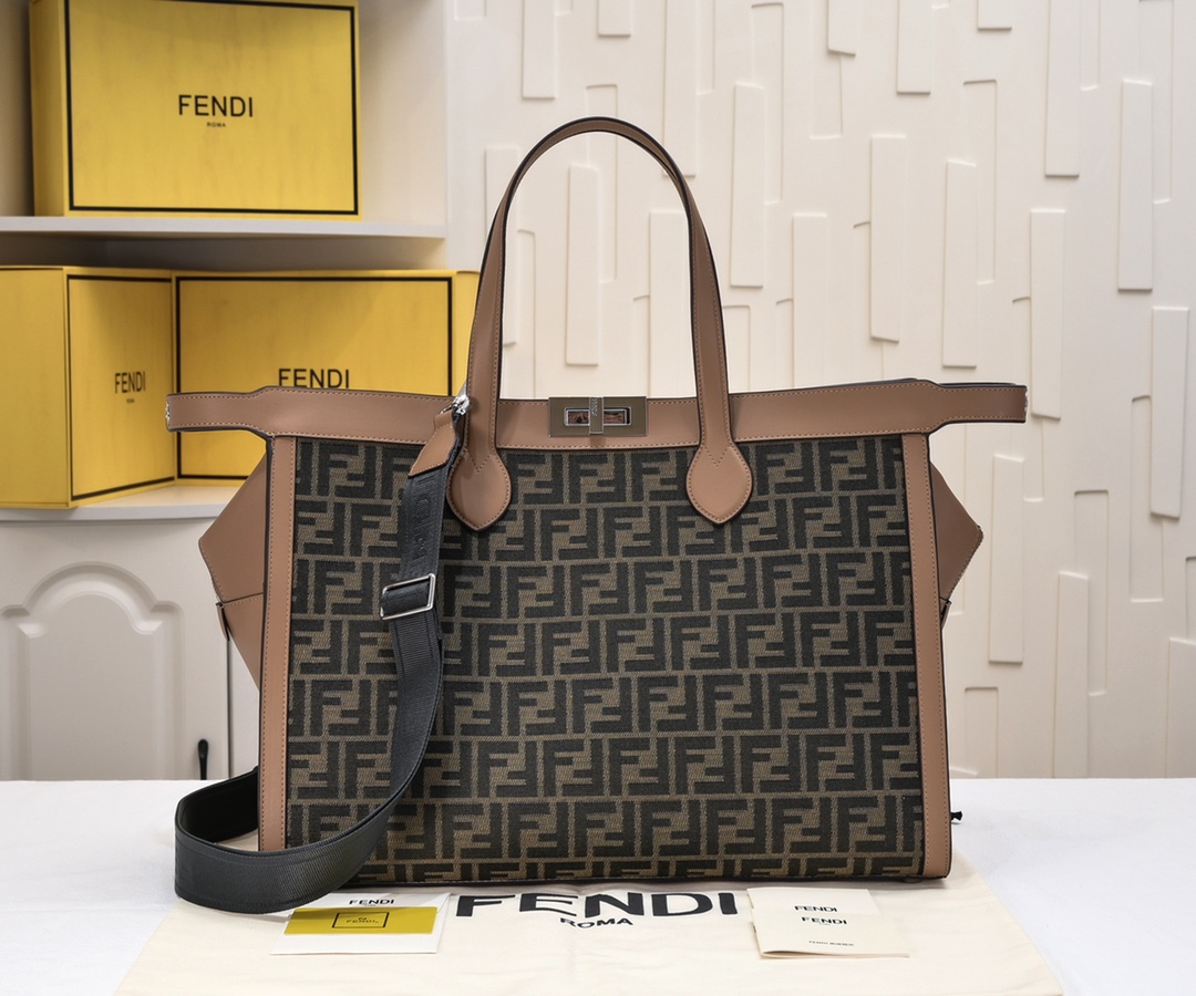 TOP FENDI Peekaboo ISeeU Forty8 Handbag - 42.7*23*33cm - SHW