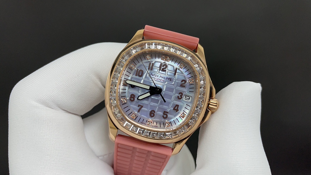 TOP Patek Philippe AQUANAUT Women's 35.6mm Watch - Dark Pink with Gold