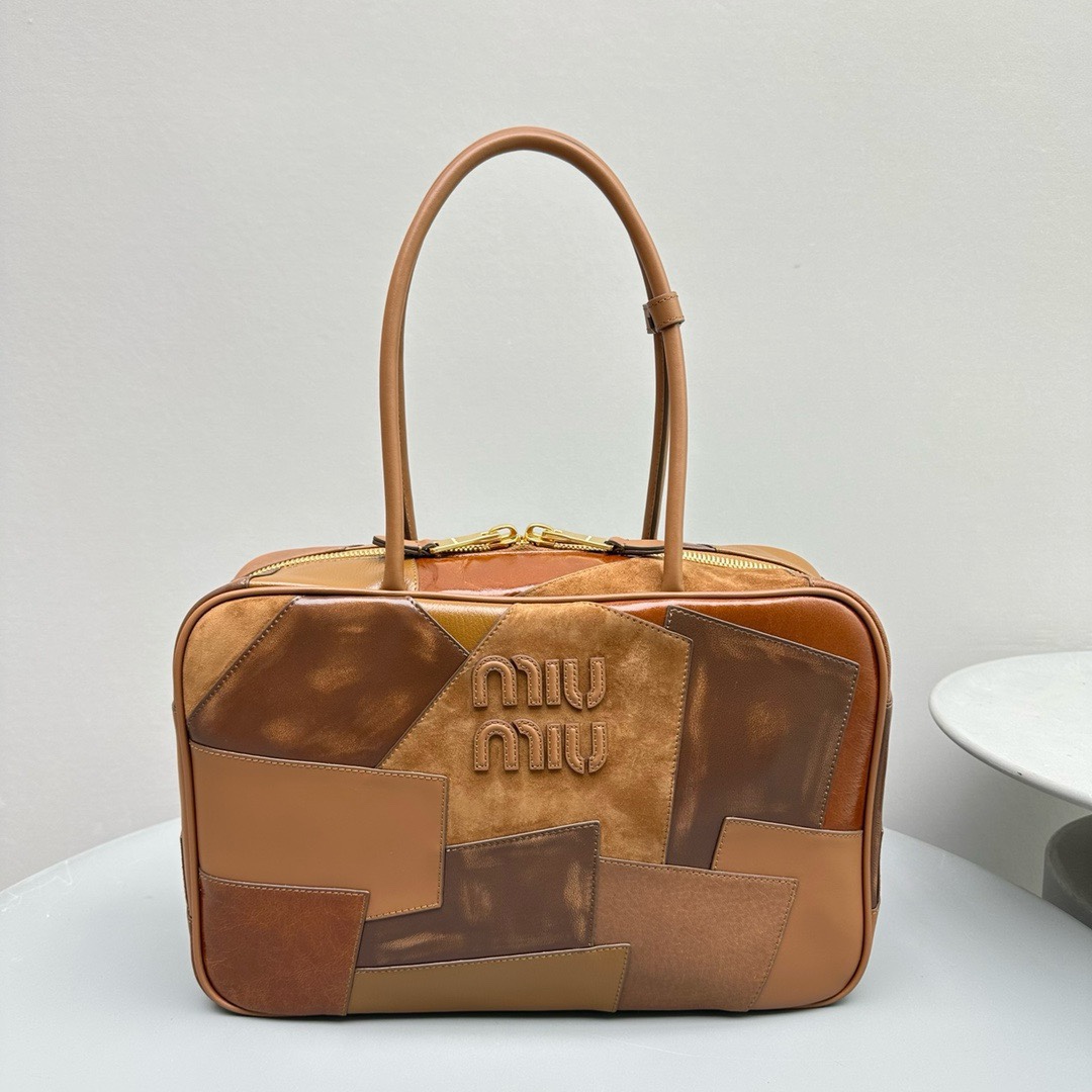 TOP Miu Miu 24ss Spliced ​​Skin Briefcase/Travel Handbag 34x11x44cm - Brown