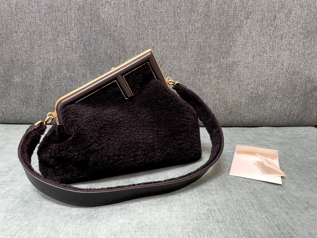 TOP FENDI Shearling First Bags 2 Sizes - 4 Colors