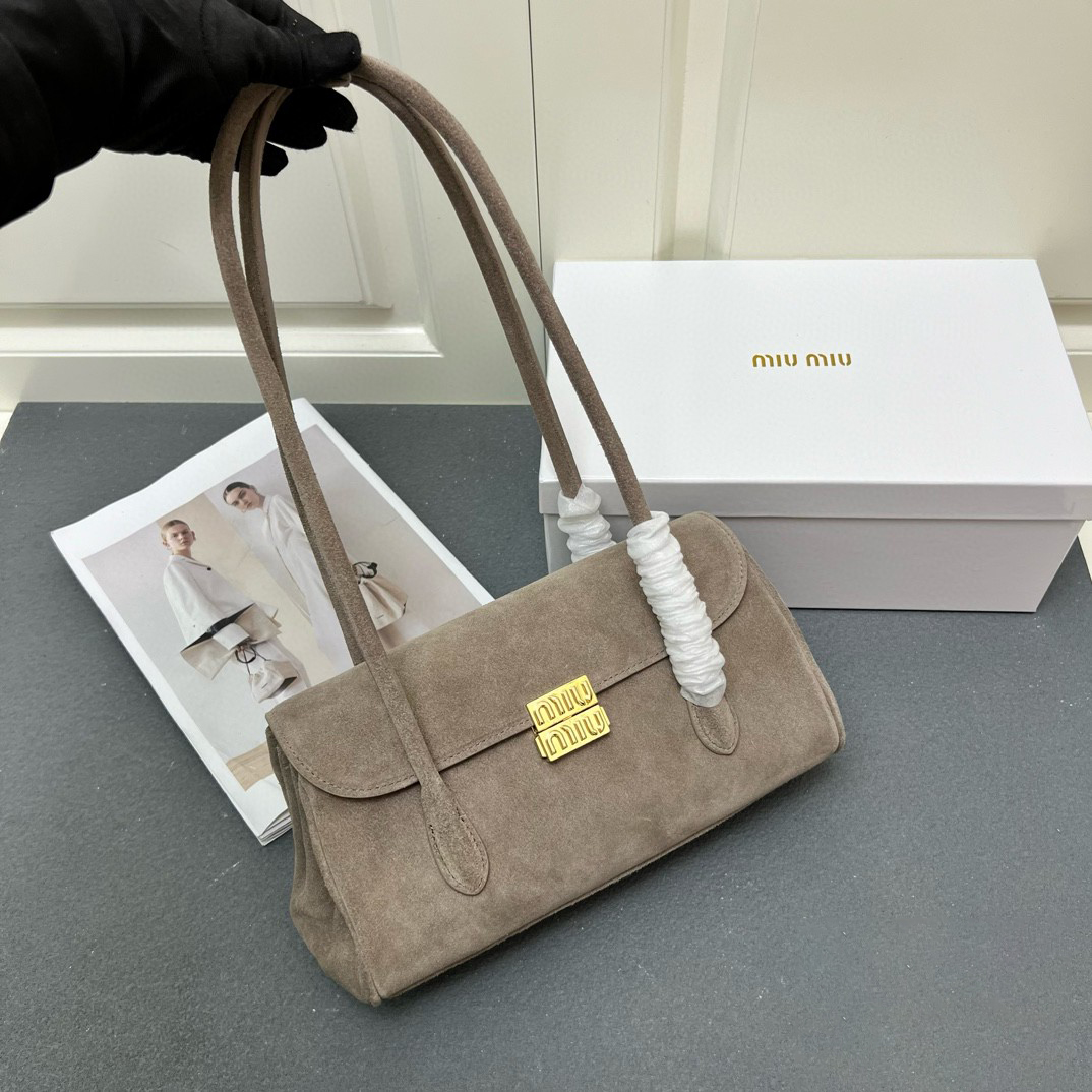 MIU MIU Leather Shoulder Bag (Replica)