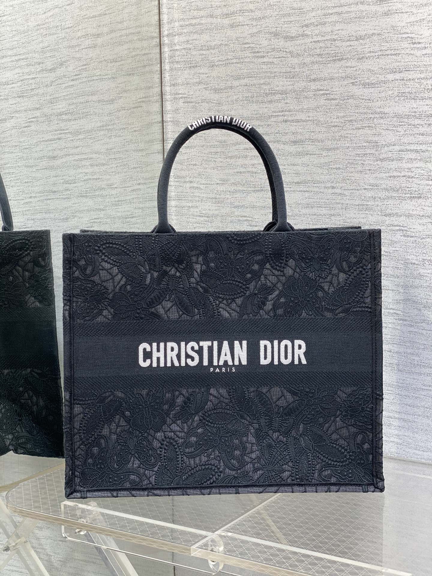 TOP Christian Dior Large Butterfly Embroidered Lace Book Tote Bags 41*35*18cm - Black