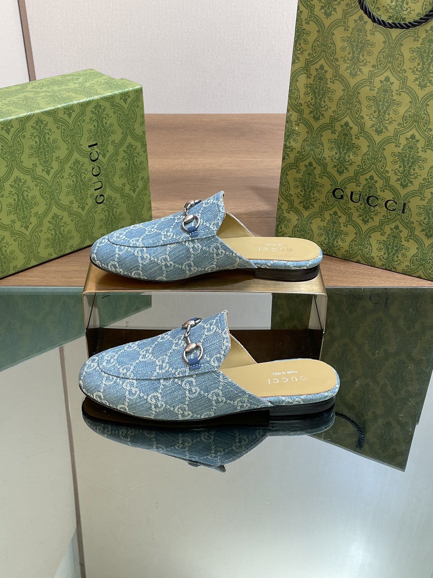 TOP GUCCI Princetown Closed Toe Slippers - 4 Color