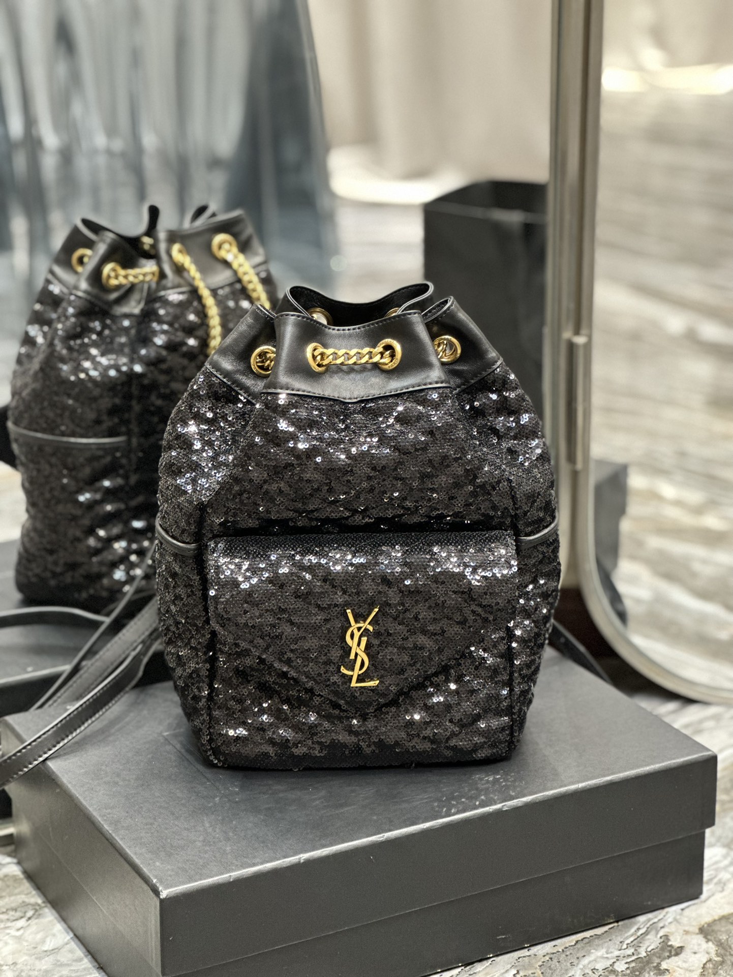 TOP Yves Saint Laurent YSL Joe Black Beaded & Sheepskin
