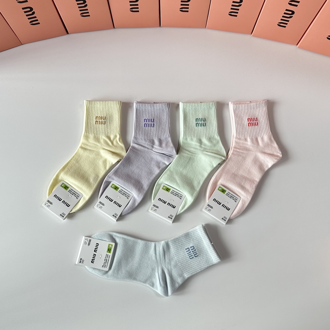 TOP Miu Miu Socks - 5 Pieces as a Set