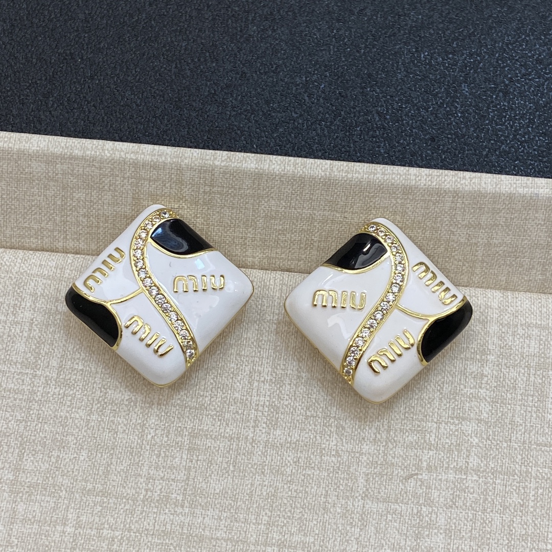 TOP Miu Miu Earrings - 2 Colors