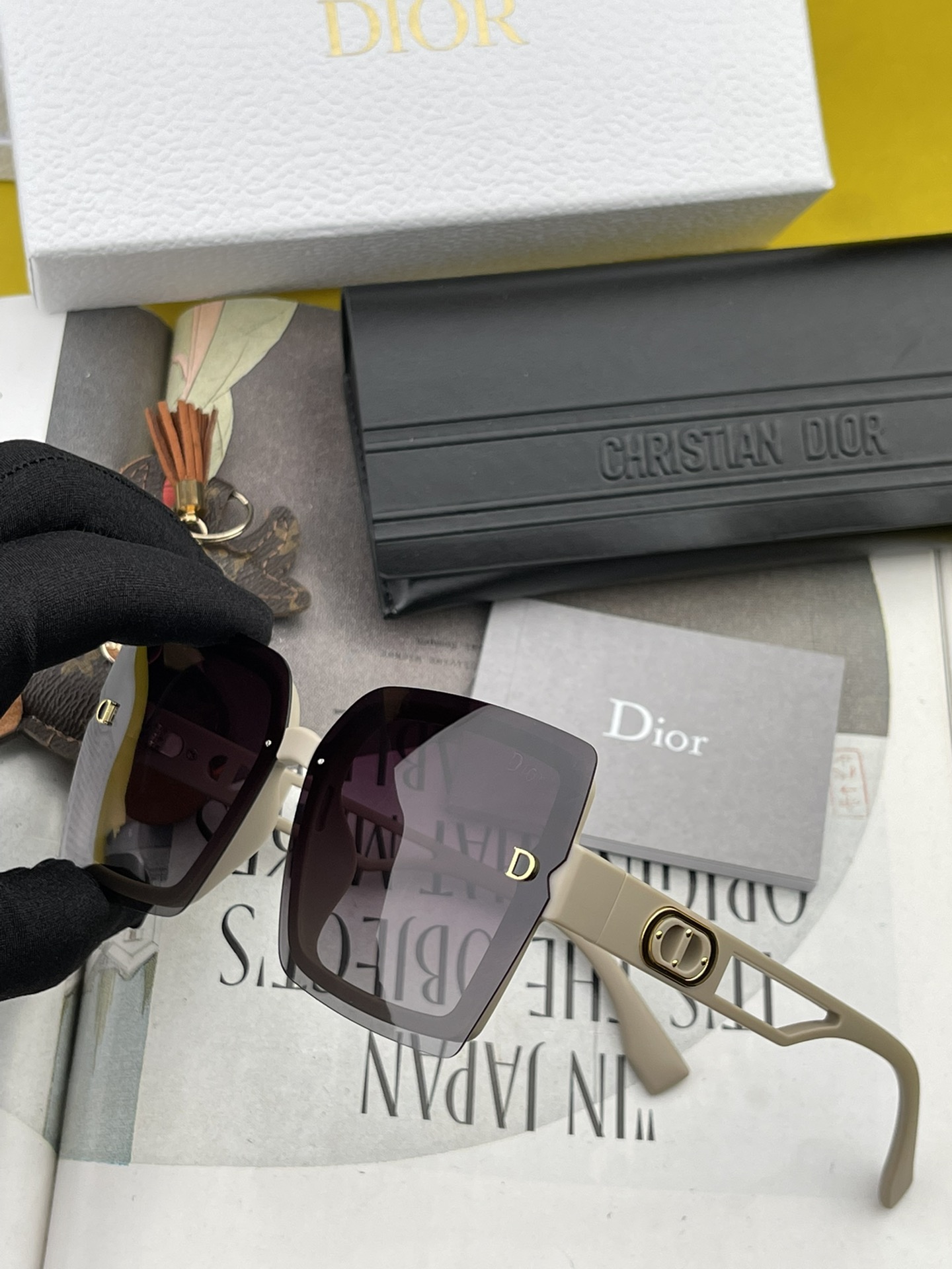 TOP Christian Dior Sunglasses  - 3 Color
