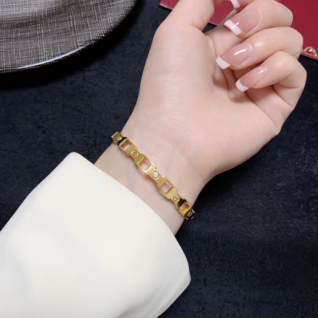 TOP Cartier Thin Bracelet - 2 Colors