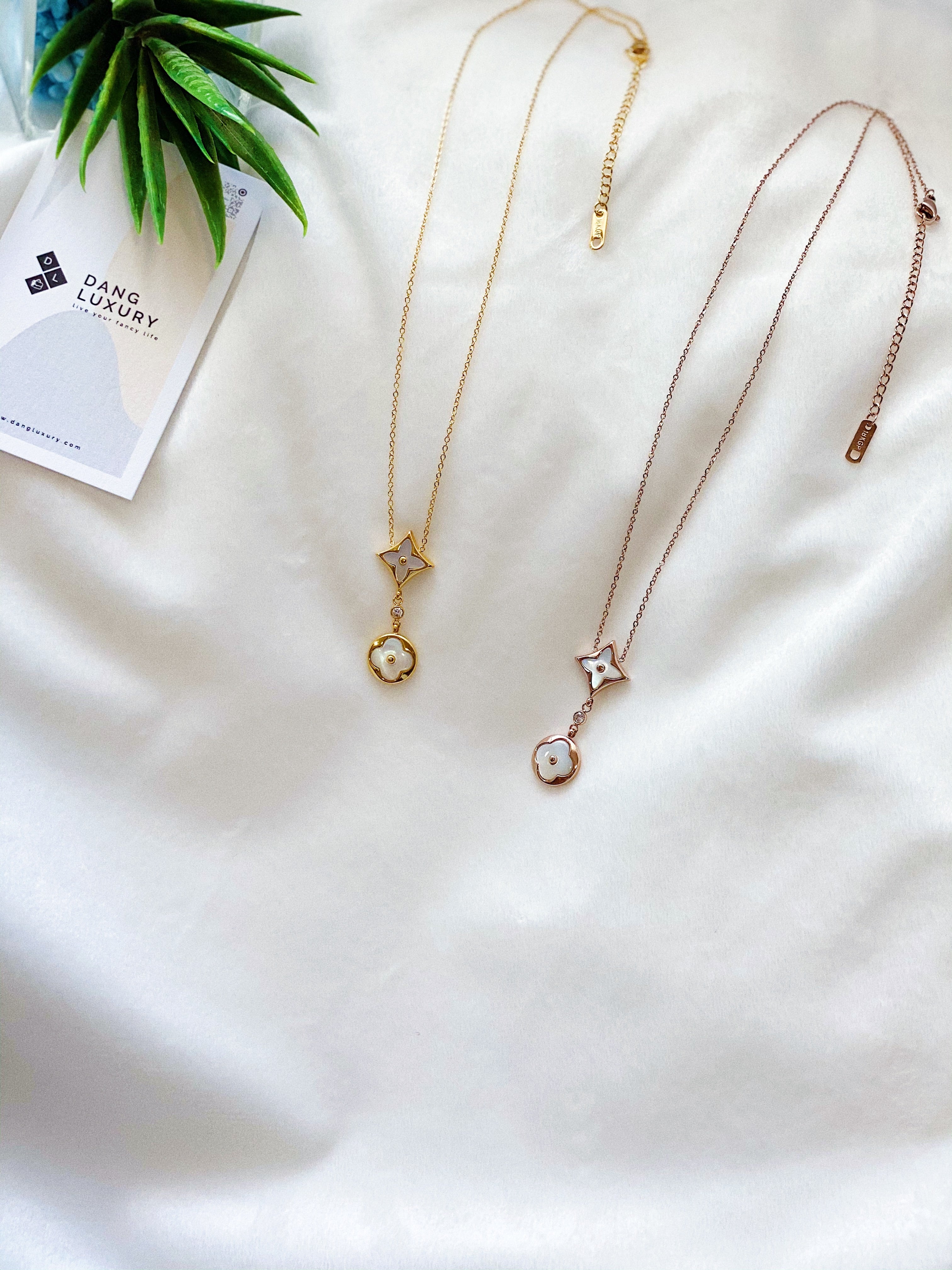 TOP Louis Vuitton Color Blossom Necklace-2 Colors