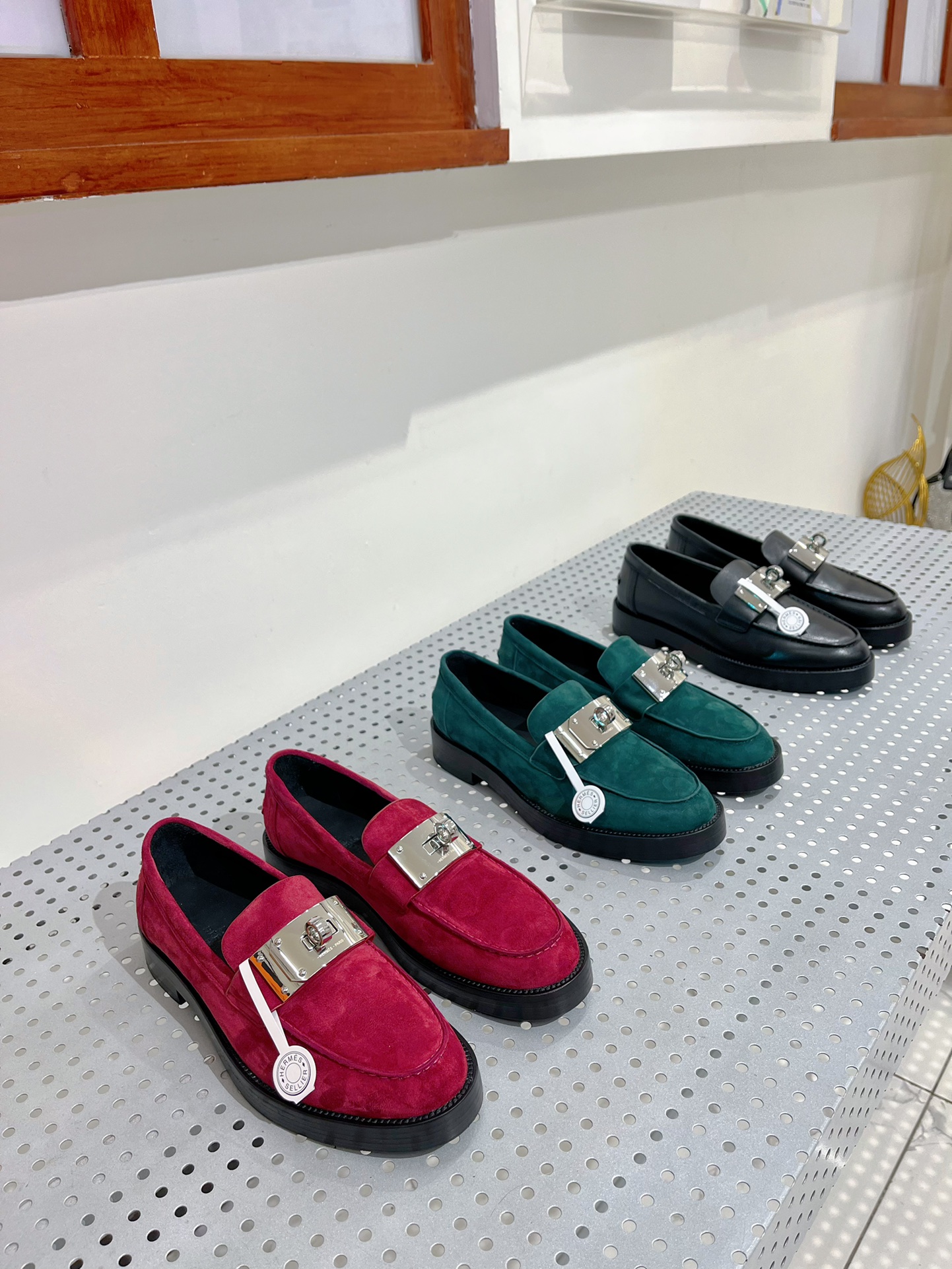 TOP HERMES Cowhide Casual Shoes 3CM - 4 Colors