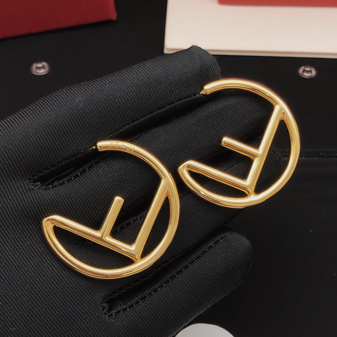 TOP FENDI Logo Earrings-2 Colors