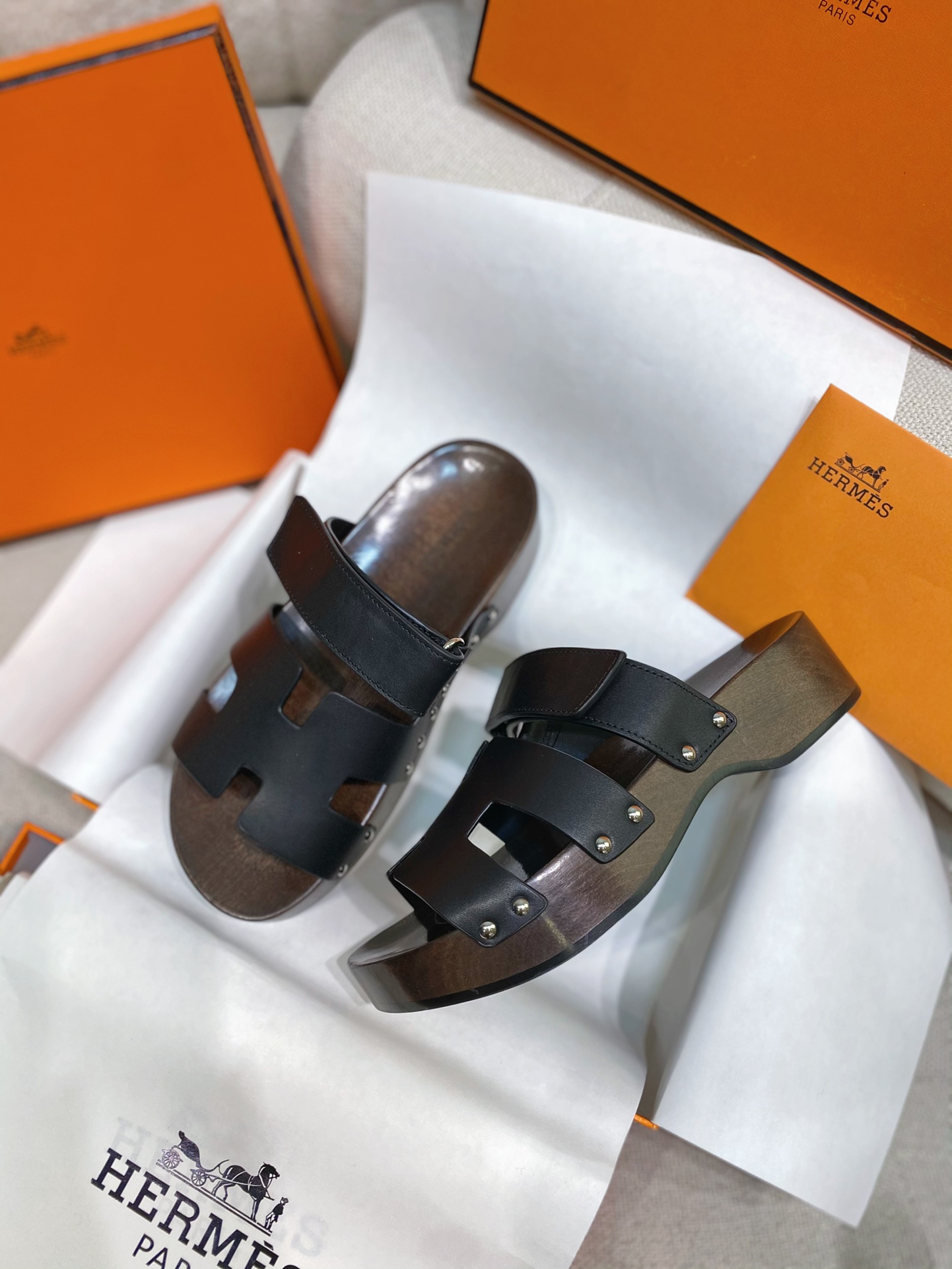 TOP HERMES Sandals With Wooden Soles - 3 Colour