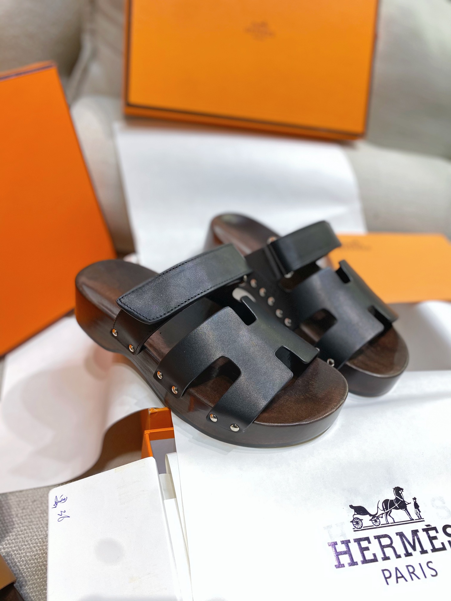 TOP HERMES Sandals With Wooden Soles - 3 Colour