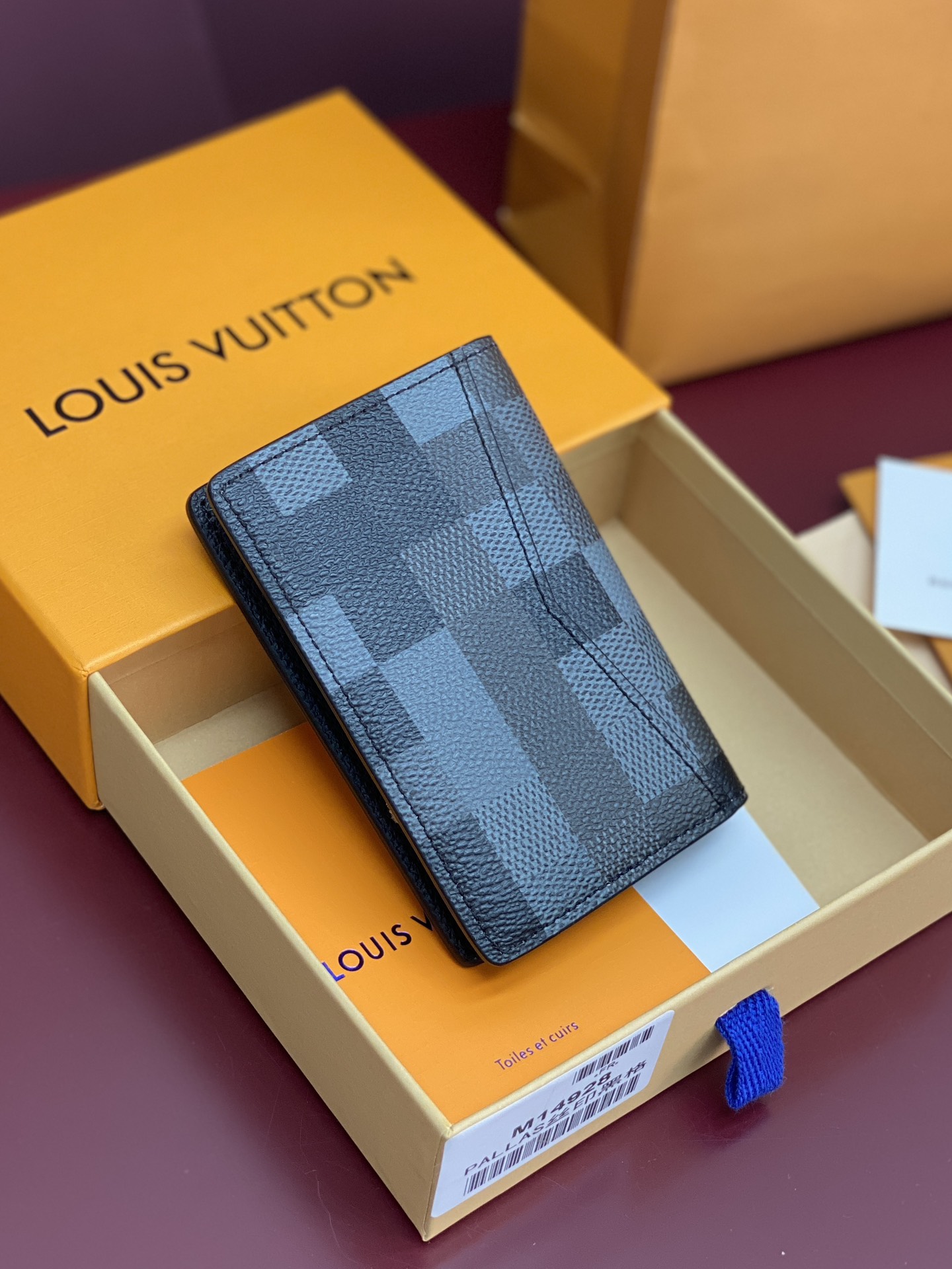TOP Louis Vuitton LV Damier Graphite Printed Card Holder Damoflage Canvas 8x11x1cm - Black