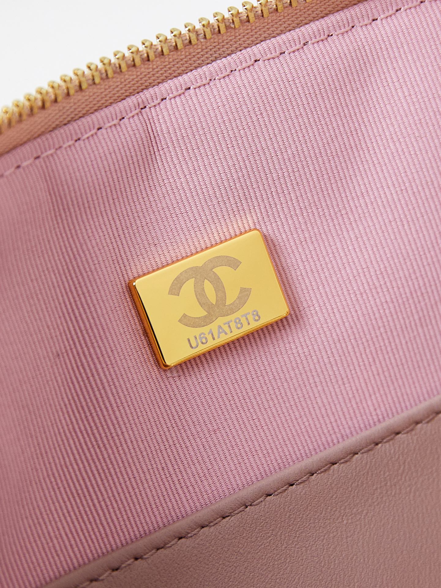 TOP CHANEL Shell Bag 15x20x6cm - Pink