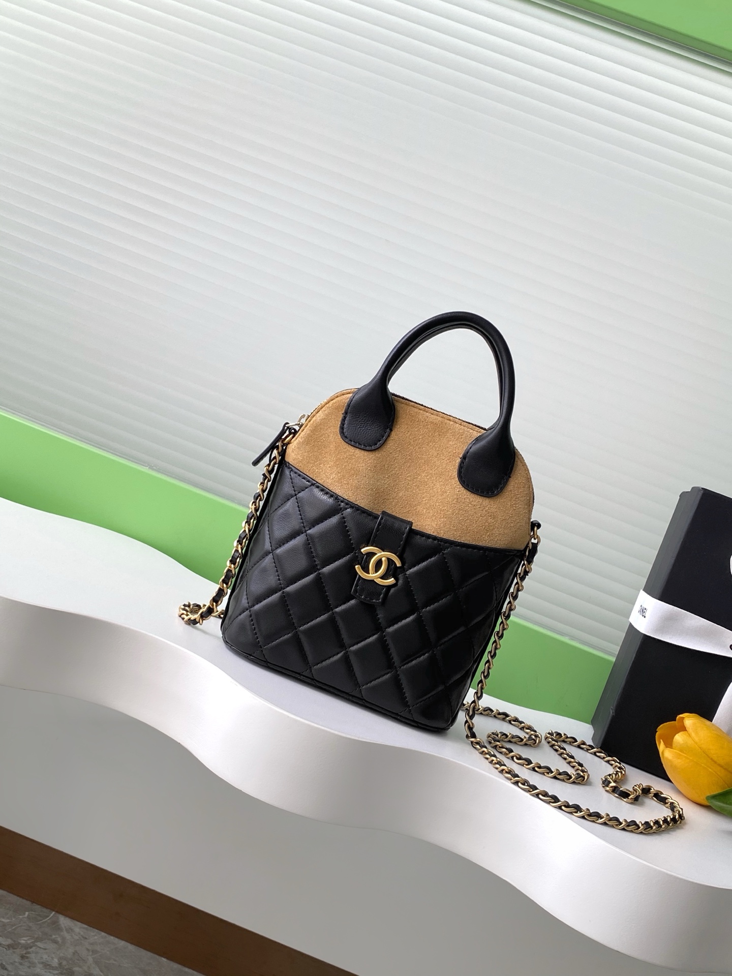 TOP CHANEL Shell Bag 18-17-6 cm - 3 Colors