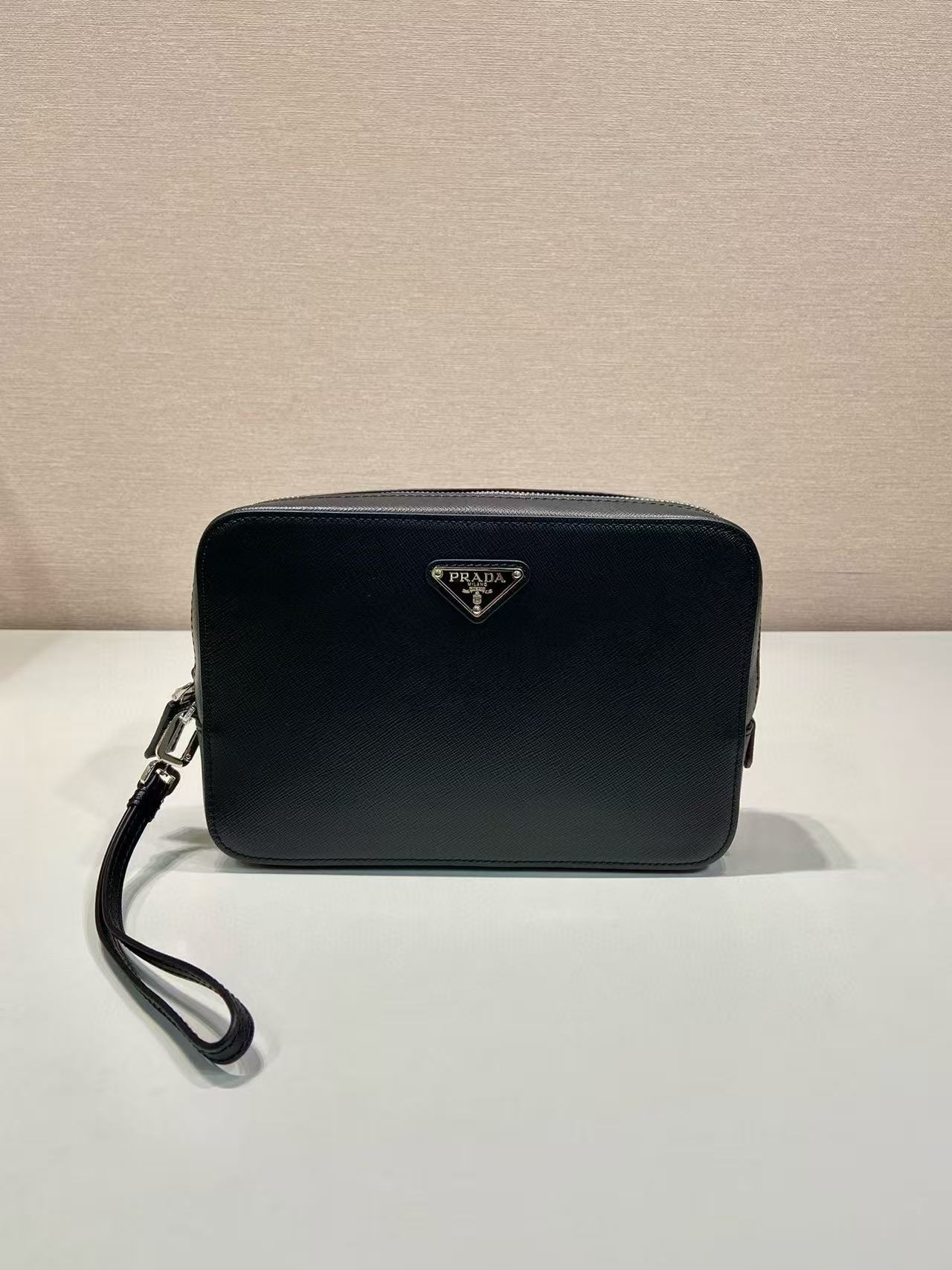 TOP PRADA Leather Handbag  23×15 cm - Black