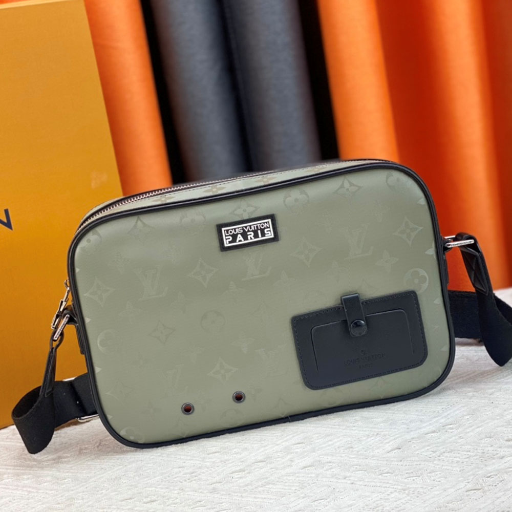 Louis Vuitton LV Alpha Messenger Bag(Replica)