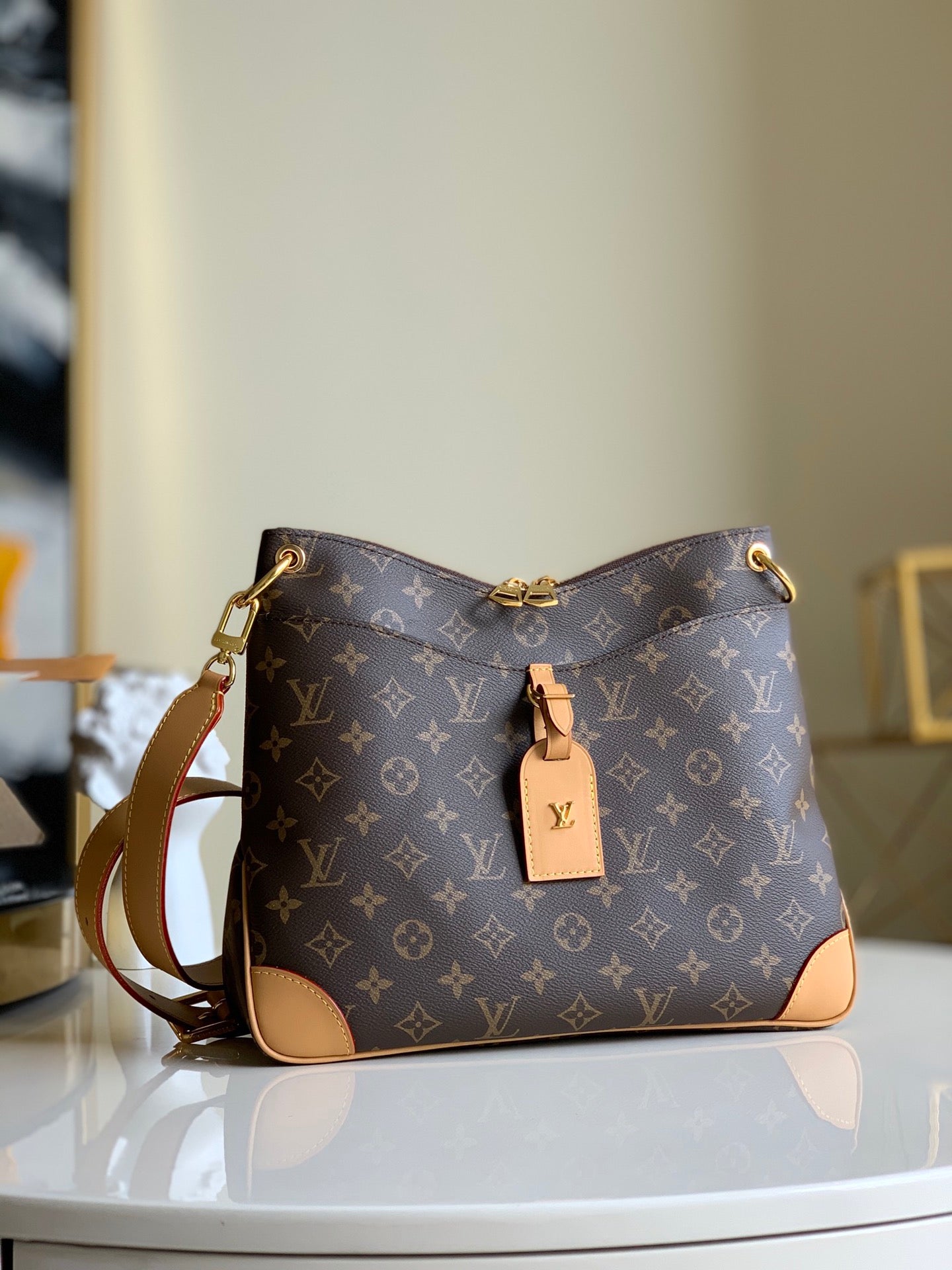 TOP Louis Vuitton LV LV ODEON MONOGRAM MM 31.0 x 27.0 x 11.0cm - TAN