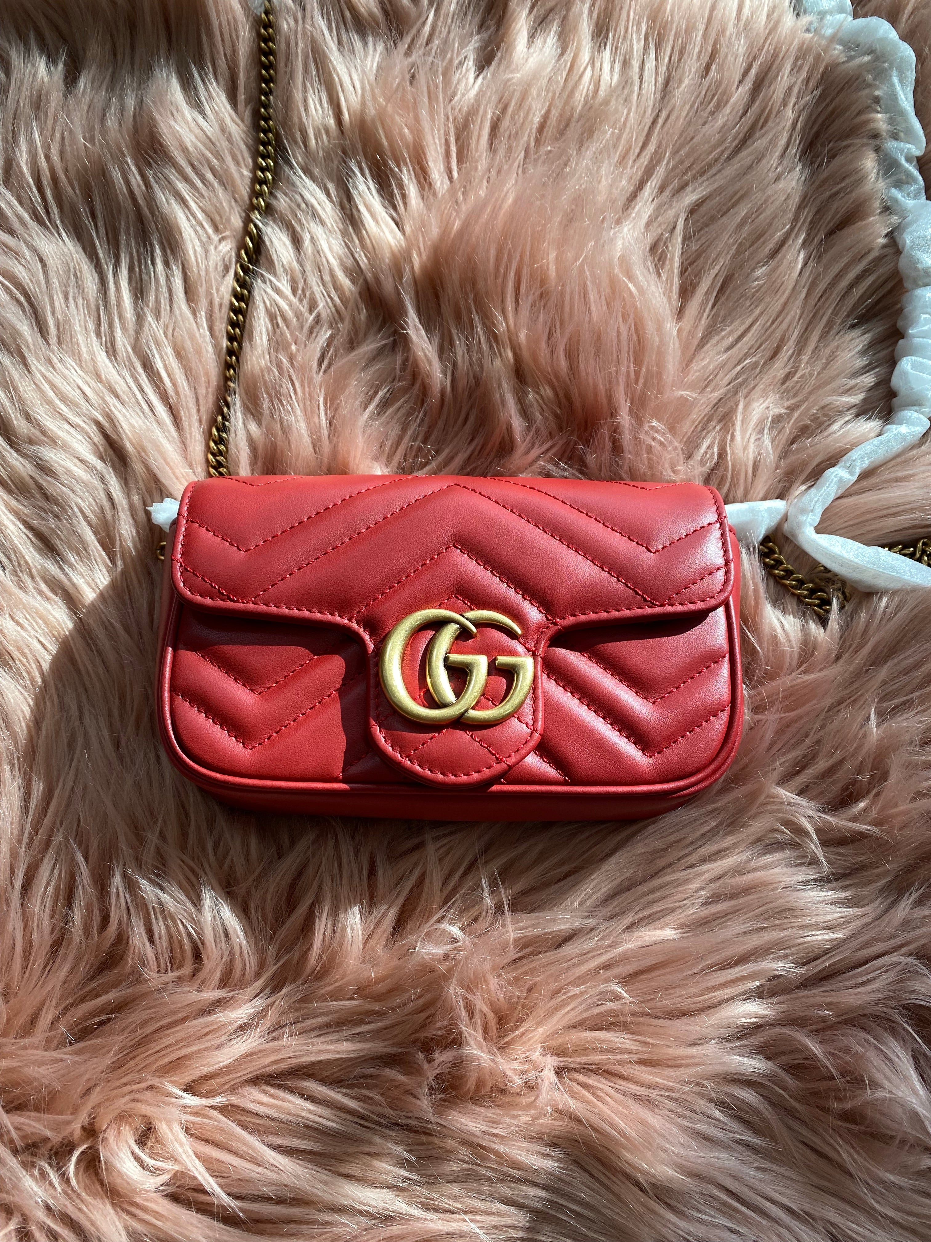 TOP GUCCI GG Marmont Bag Super Mini 16.5 - Red