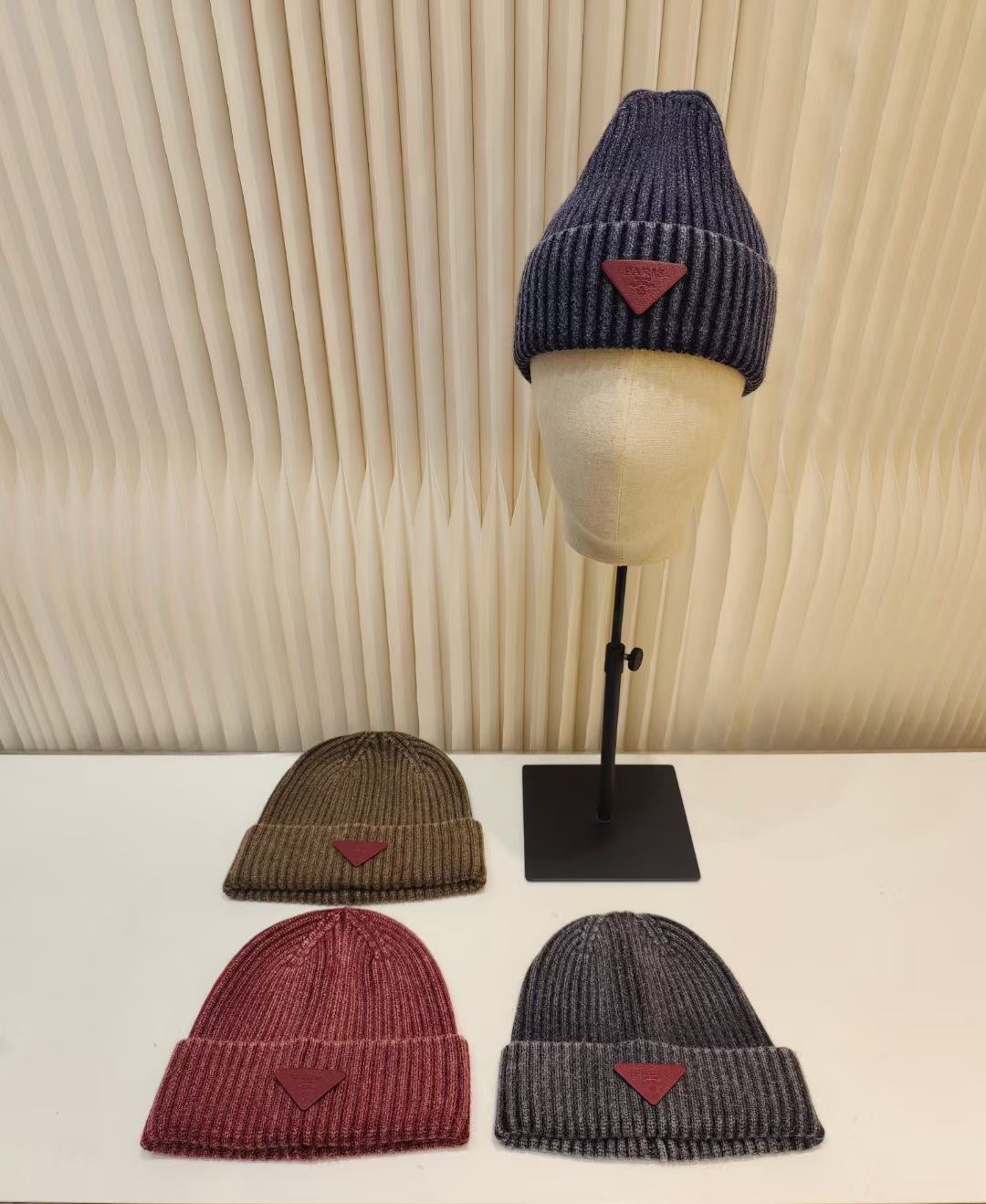 TOP PRADA Knitted Hat - 4 Color