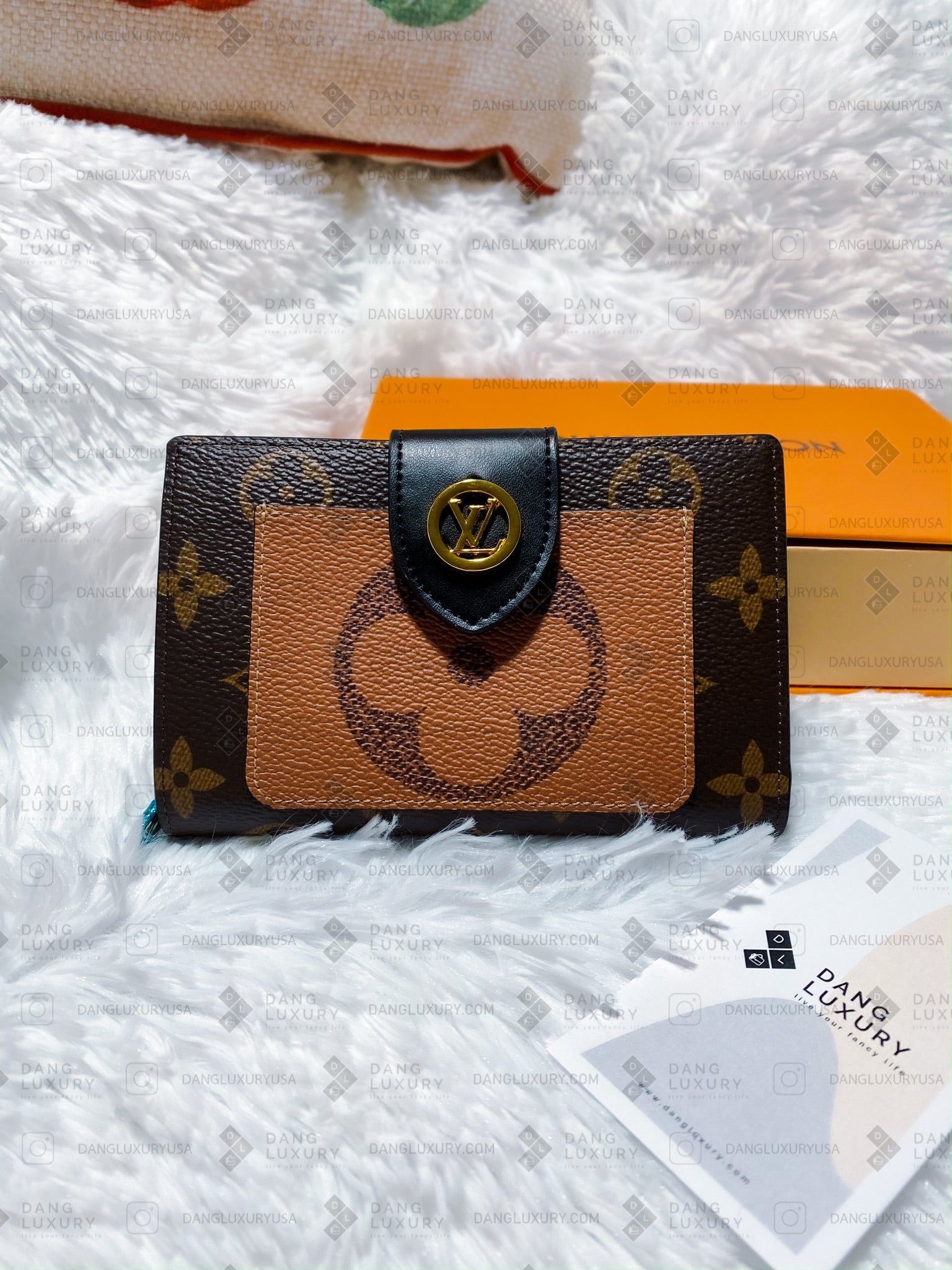 TOP Louis Vuitton LV LV Juliette Folding Wallet