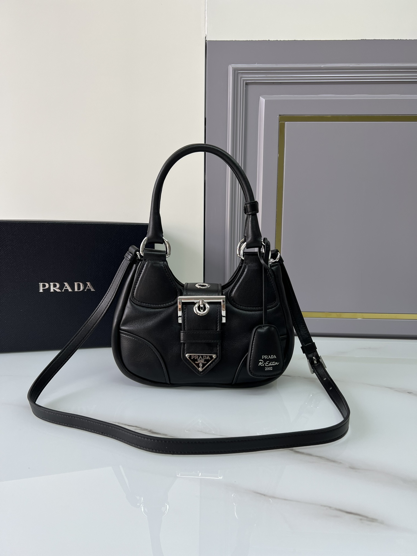 TOP PRADA Moon Bag Sheepskin 22.5x16x7.5cm - Black