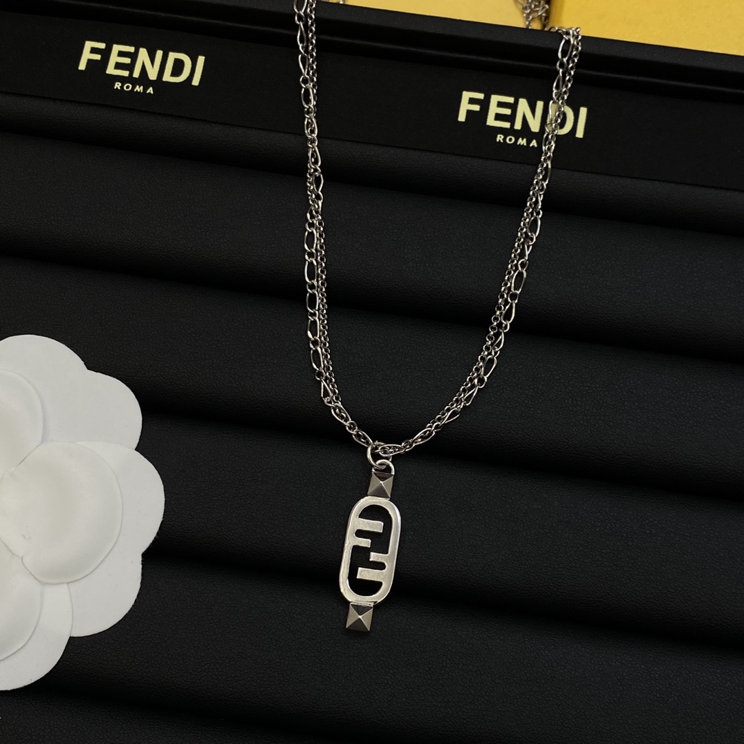 TOP FENDI FF Necklace - 2 Color