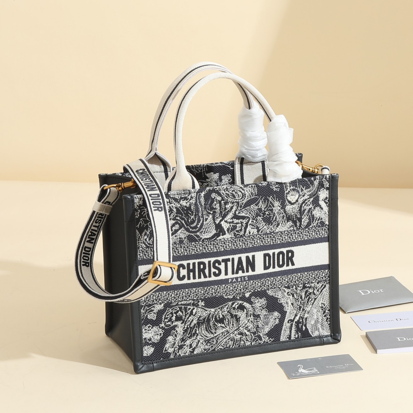 TOP Christian Dior Book Tote Bag Tiger 26.5x21x14cm/36x27x16.2cm - Black