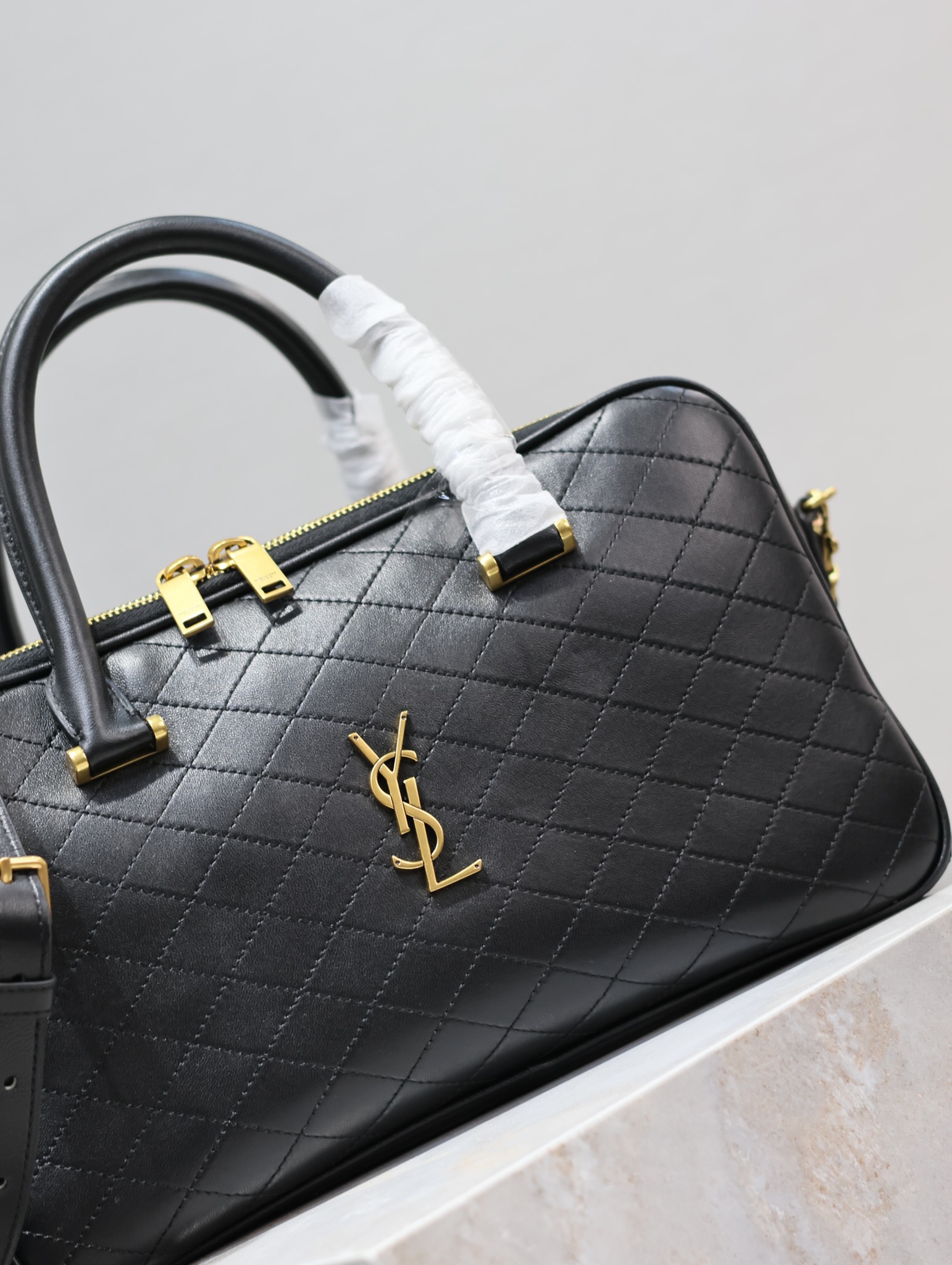 TOP Yves Saint Laurent YSL New Liya Retro Luggage Bag 31x16x13cm - Black&GHW