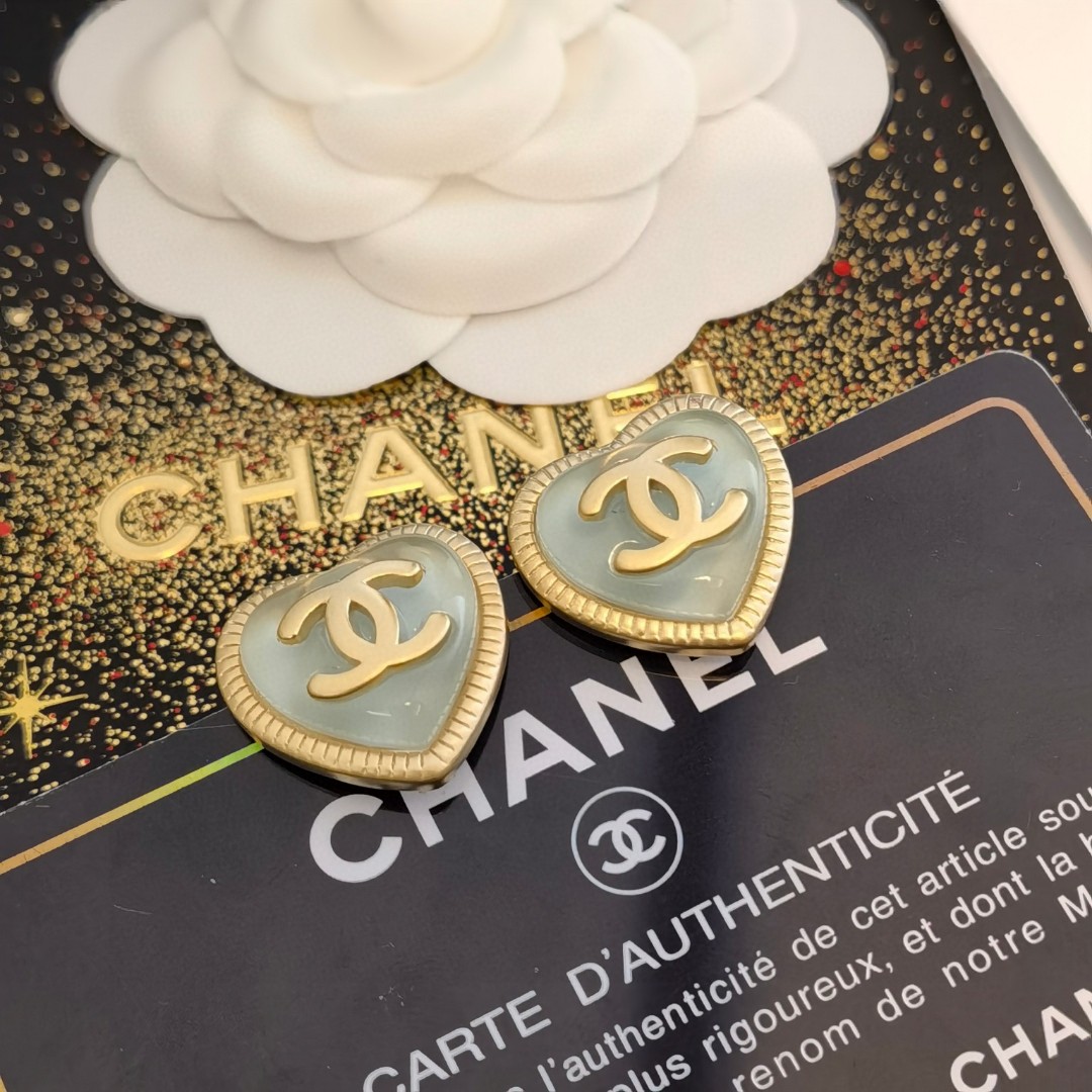TOP CHANEL Double C Earrings - Gold