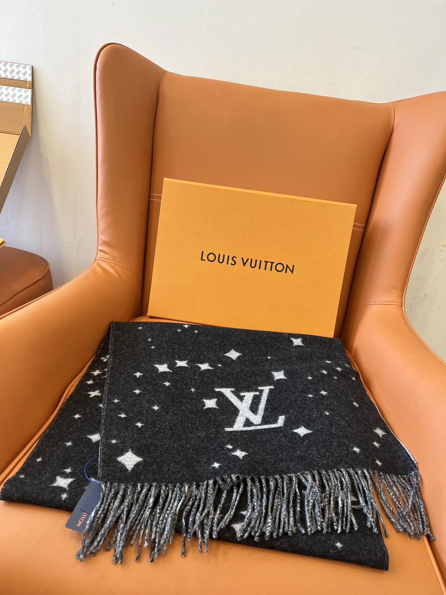 TOP Louis Vuitton LV Scarf 180x45cm - Black