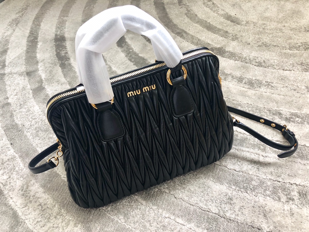 TOP Miu Miu Classic Jacquard Embossed Lambskin Bags 28x20x15cm/33X22X14cm - Black - 2 Colors