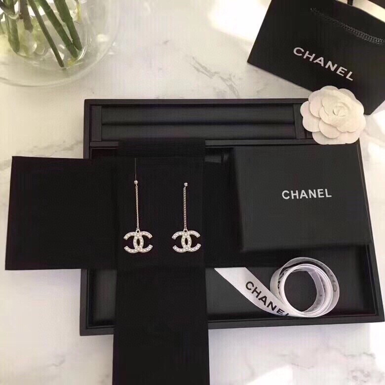 TOP CHANEL Double C Double Sided Tassel Stud Earrings
