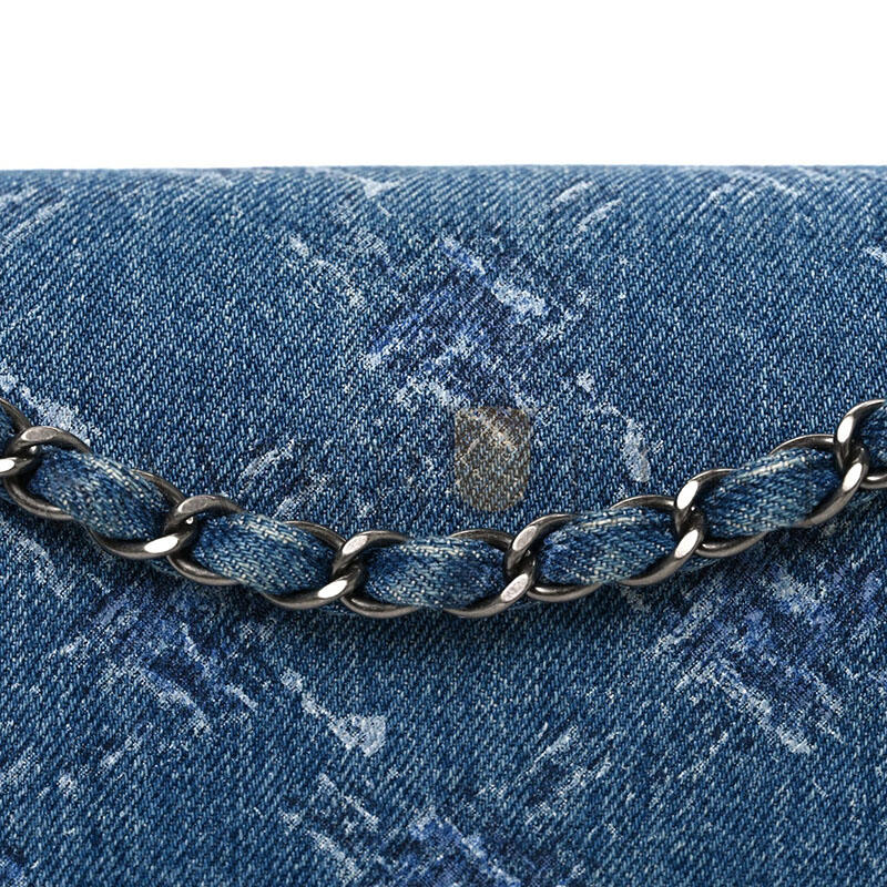 CHANEL MASTER DENIM BLEACHED CHAIN MEDIUM DOUBLE FLAP BLUE (25.5*15.5*6.5cm)