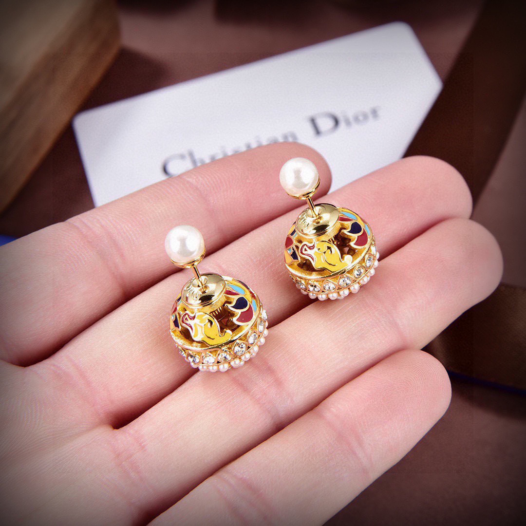 TOP Christian Dior Earrings -Gold