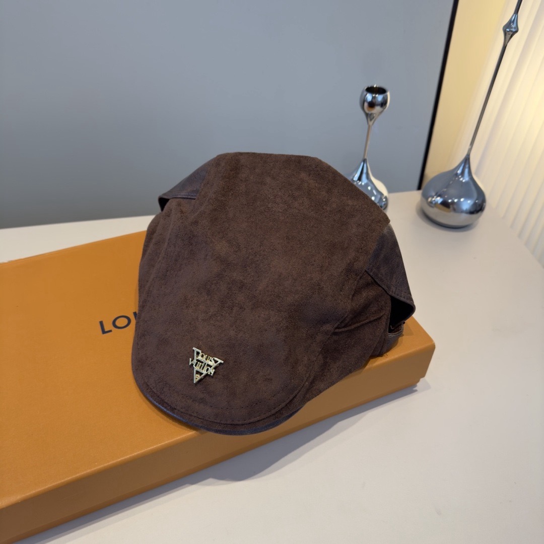 TOP Louis Vuitton LV Baseball Cap - 3 Colors