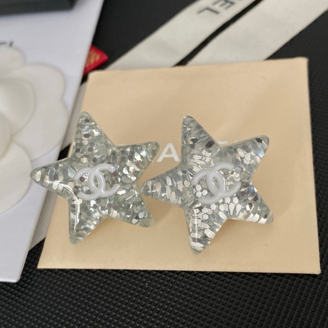 TOP CHANEL Earrings- Sliver