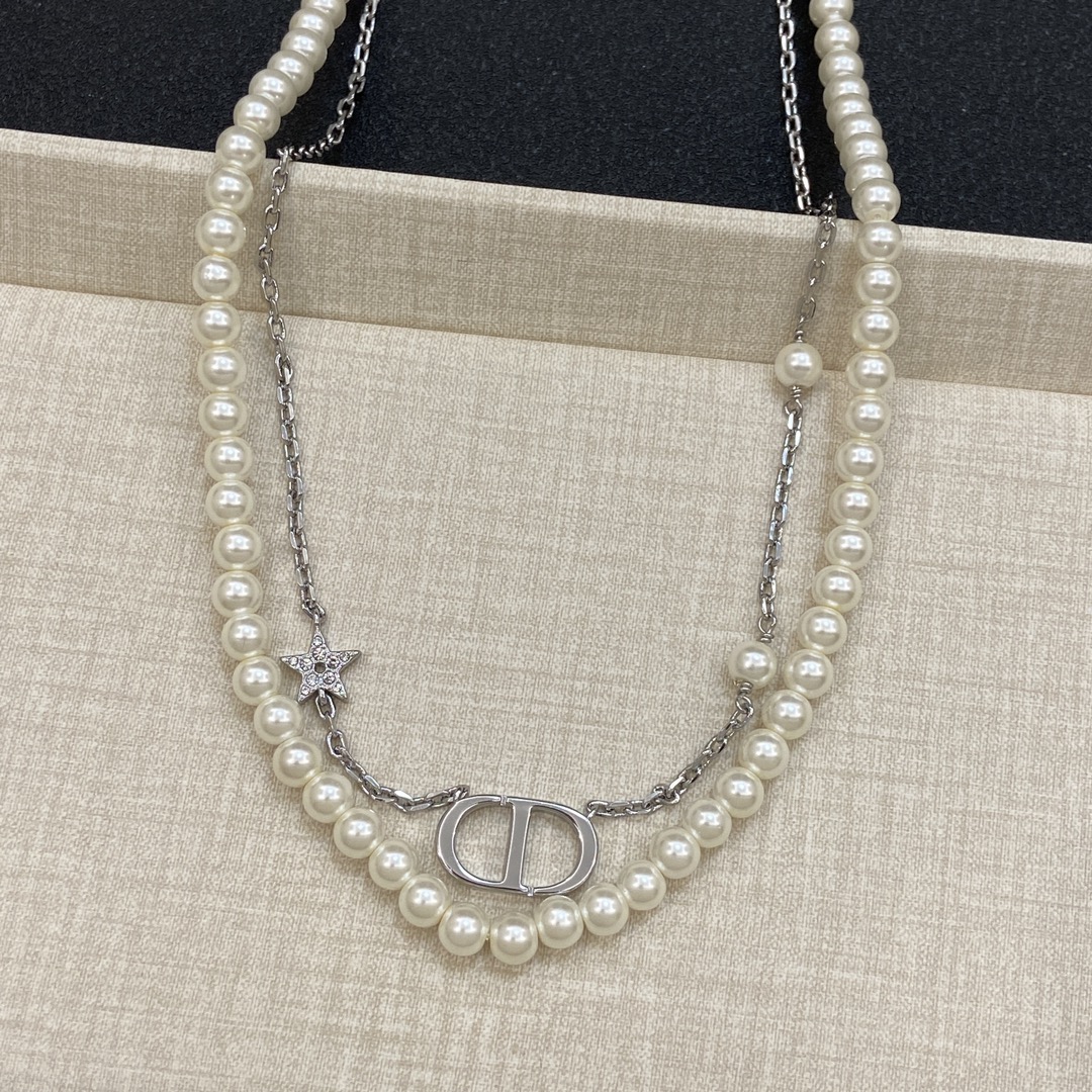 TOP Christian Dior Pearl Necklaces - Silver