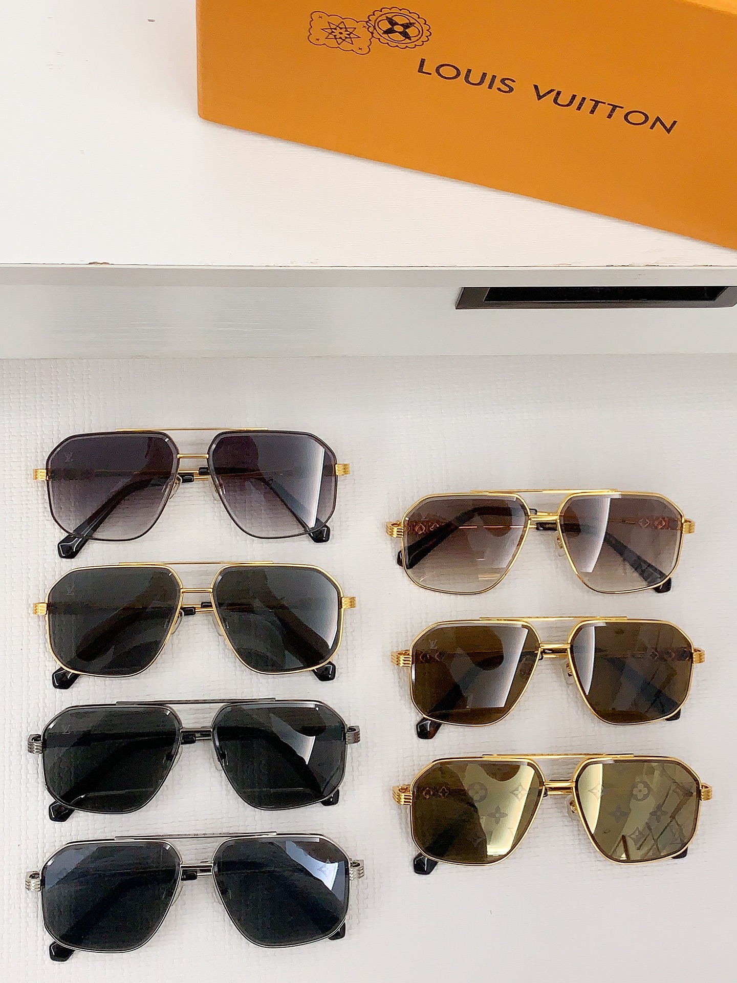 TOP Louis Vuitton LV Sunglasses - 7 Colors