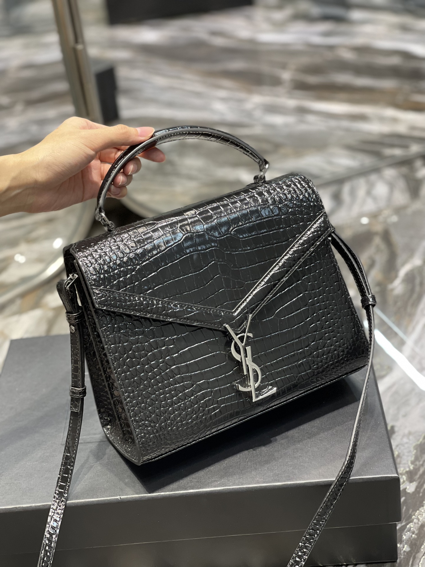 TOP Yves Saint Laurent YSL Cassandra Crocodile Bag - GHW&SHW - Black