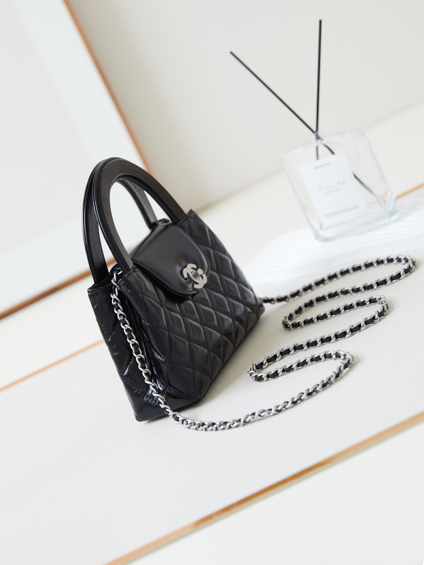 TOP CHANEL Kelly Handbag 19*13*7CM - Black&SHW
