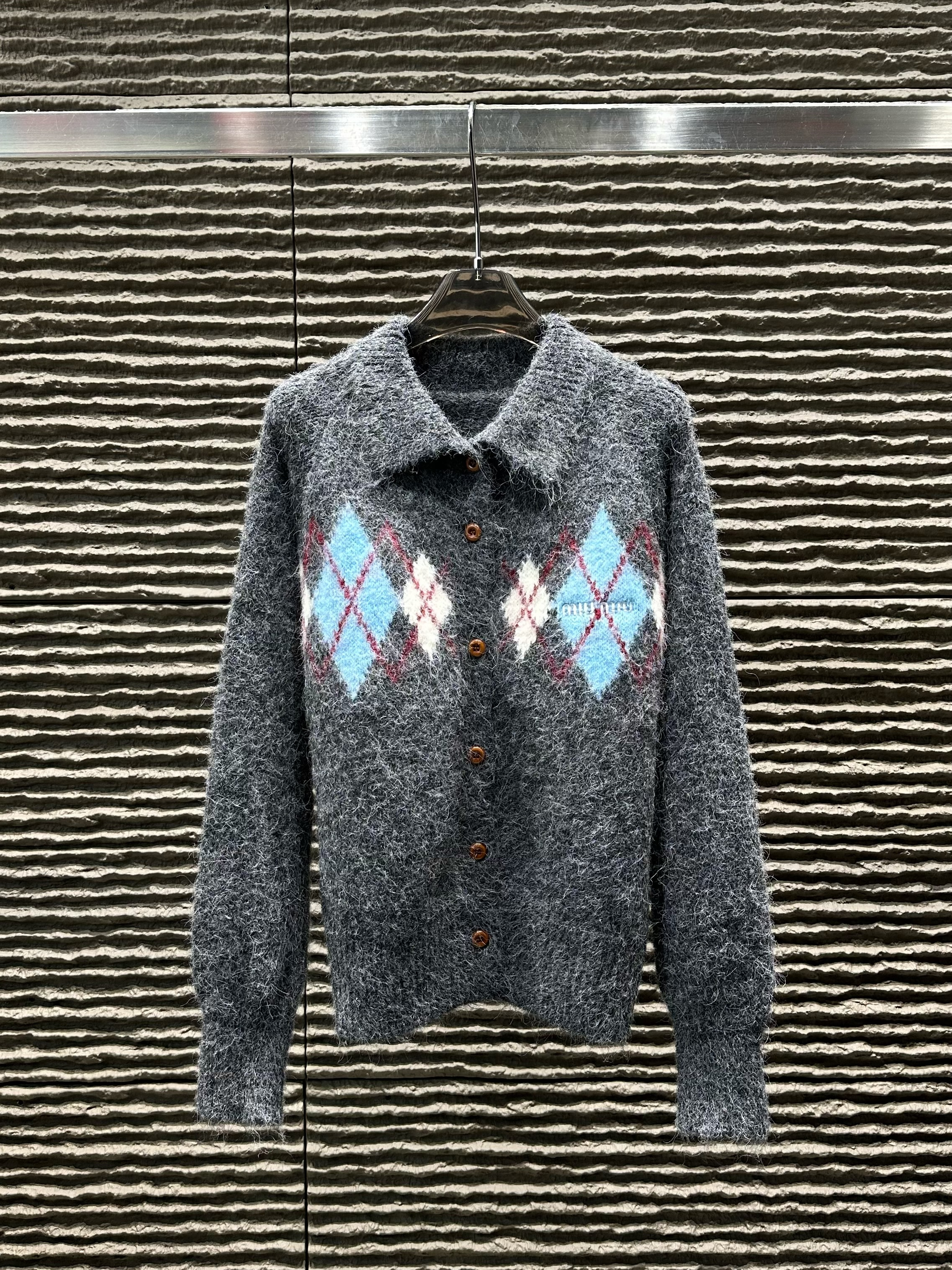 TOP Miu Miu Sweater - 2 Colors
