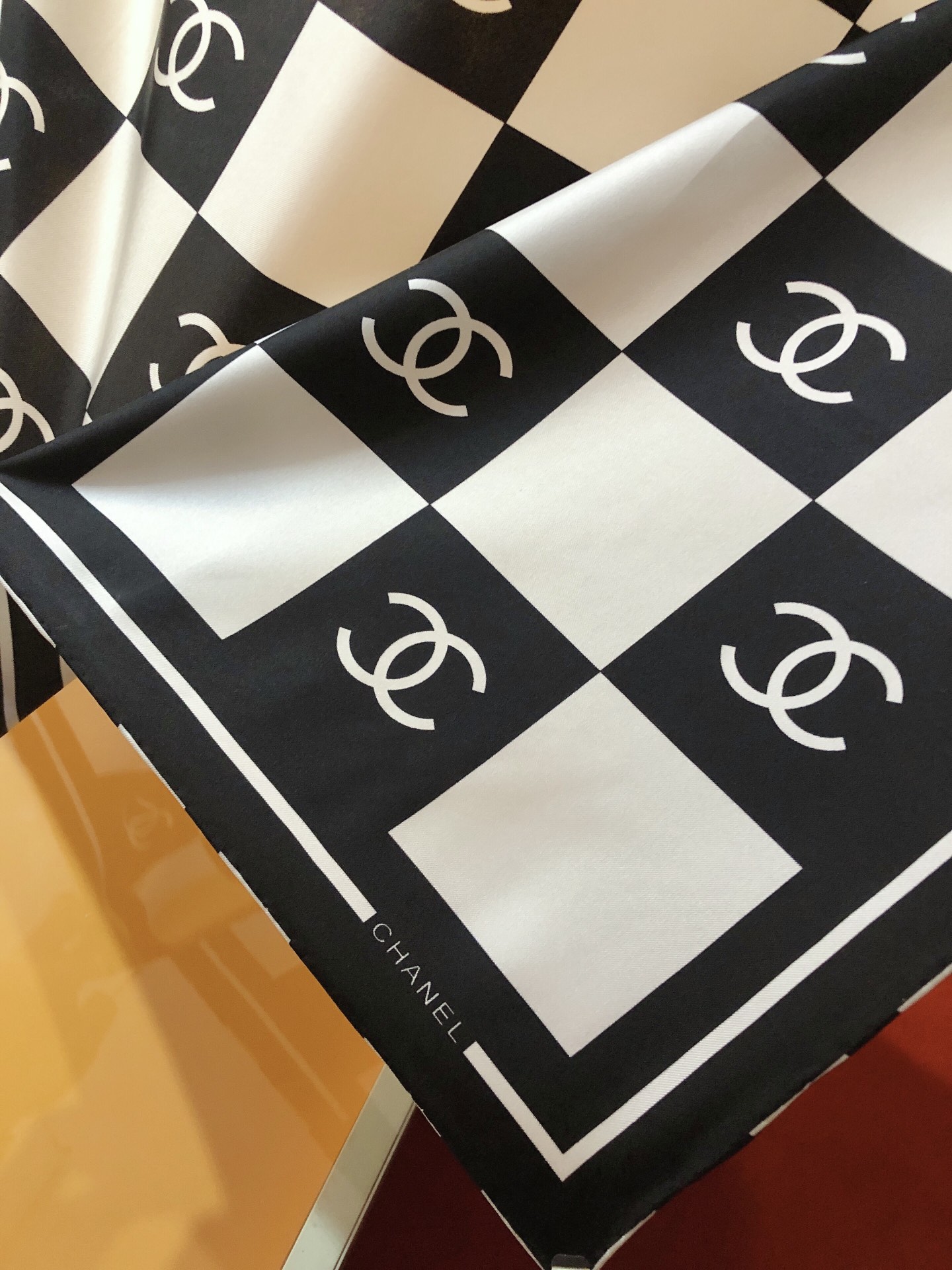 TOP CHANEL Checkerboard Silk Scarf 90 x 90 cm