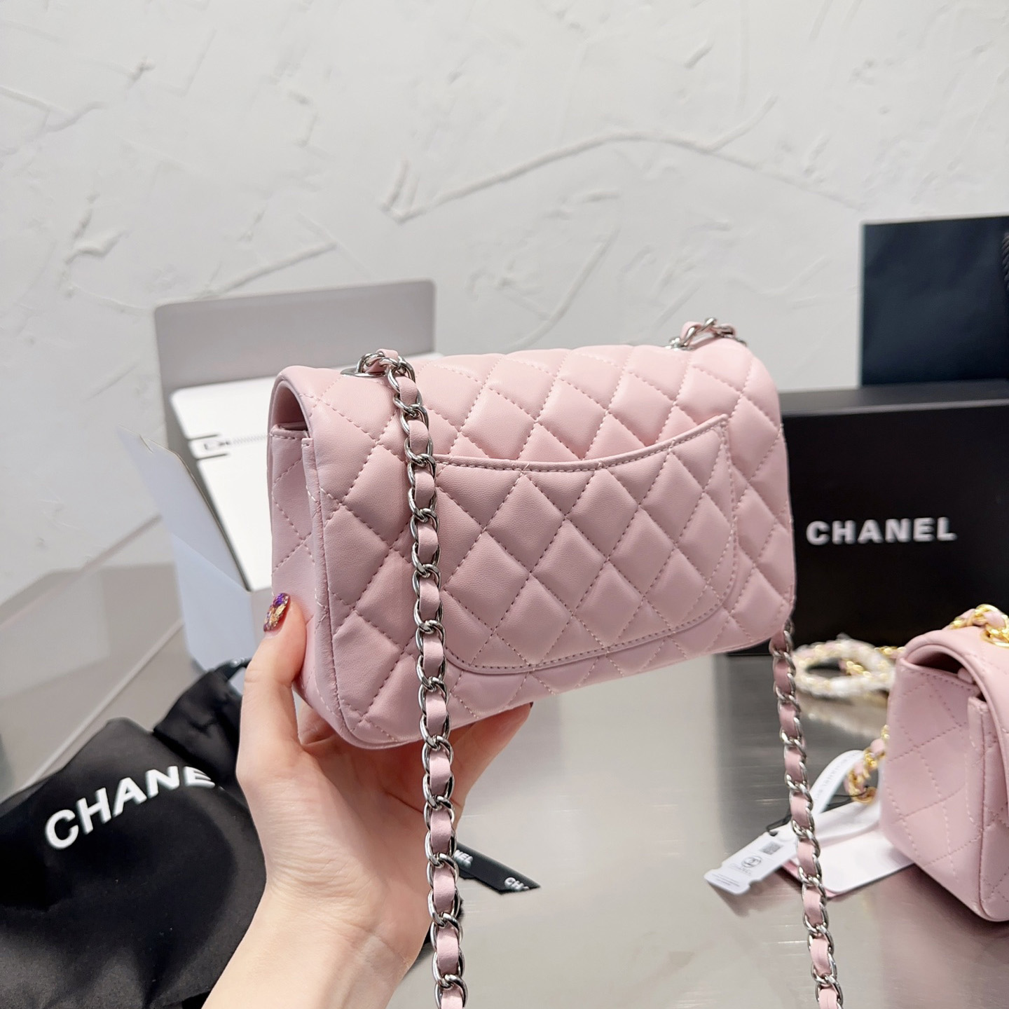 Chanel Classic Pink Flag Bag Small 20cm-   (Replica)