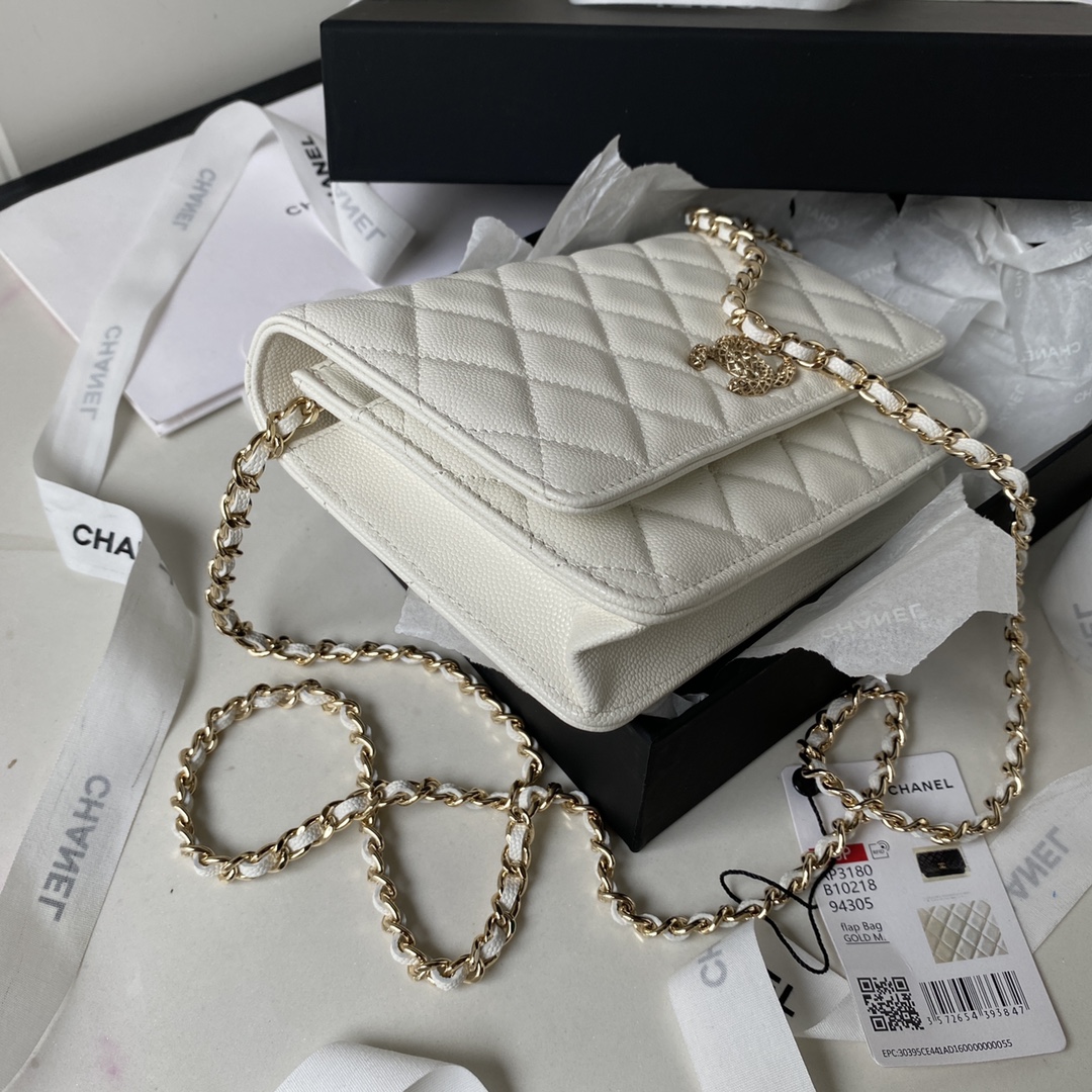 TOP CHANEL WOC Bag Lychee Leather 19 cm - White